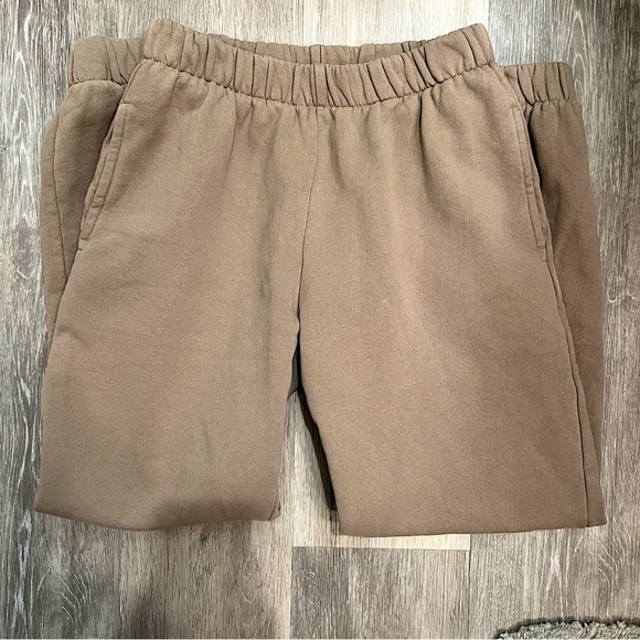 brandy melville brown sweatpants - Picture 1 of 2